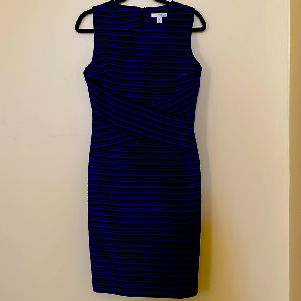 Sleeveless dress